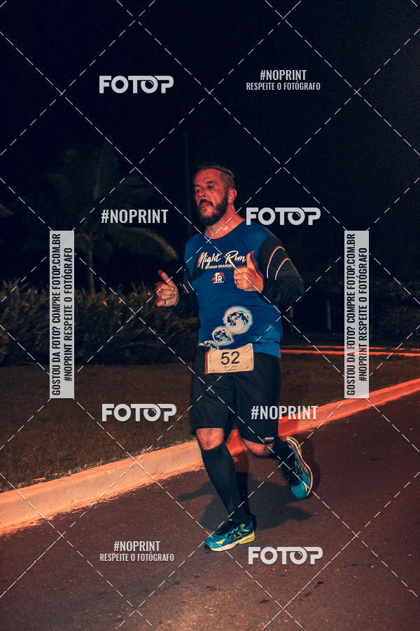 Buy your photos of the eventNight Run 5K 10K Praia Grande on Fotop