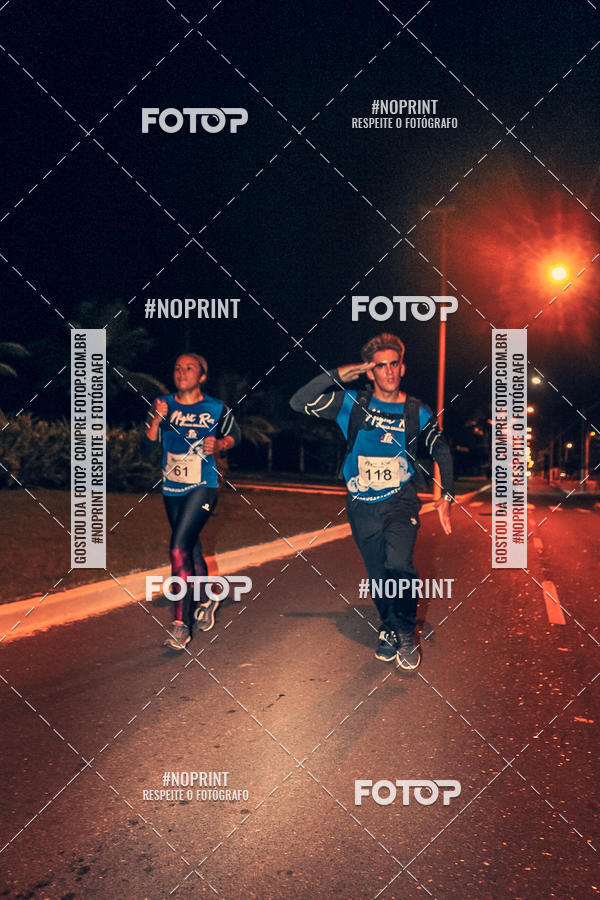 Buy your photos of the eventNight Run 5K 10K Praia Grande on Fotop