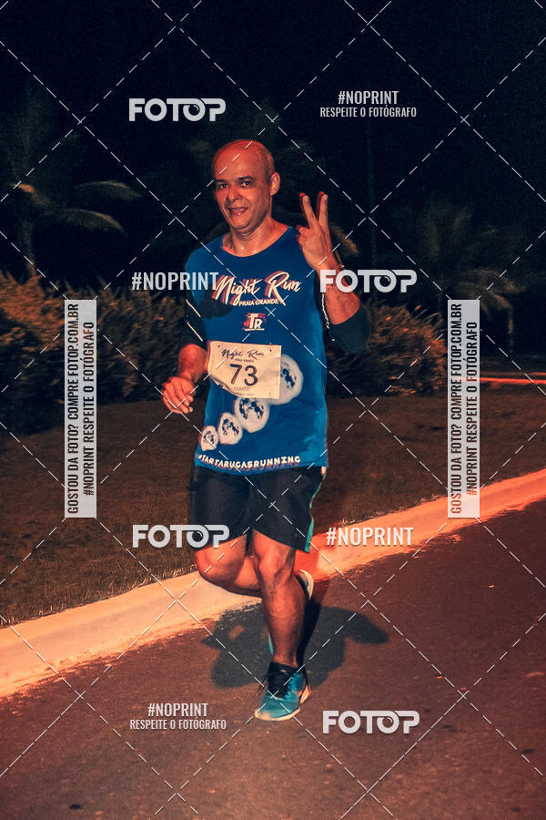 Buy your photos of the eventNight Run 5K 10K Praia Grande on Fotop