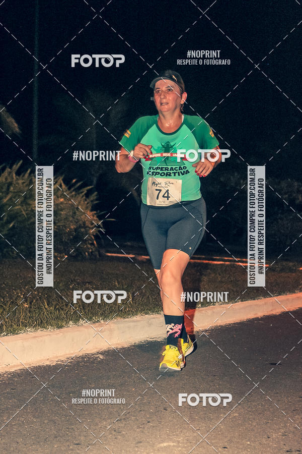 Buy your photos of the eventNight Run 5K 10K Praia Grande on Fotop