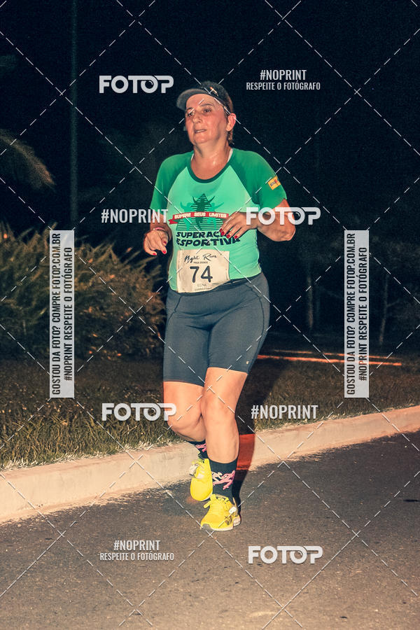 Buy your photos of the eventNight Run 5K 10K Praia Grande on Fotop