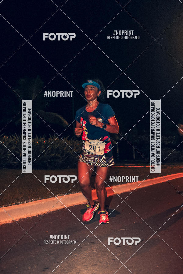 Buy your photos of the eventNight Run 5K 10K Praia Grande on Fotop