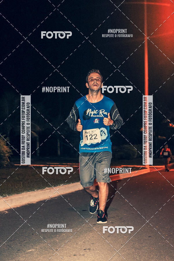 Buy your photos of the eventNight Run 5K 10K Praia Grande on Fotop