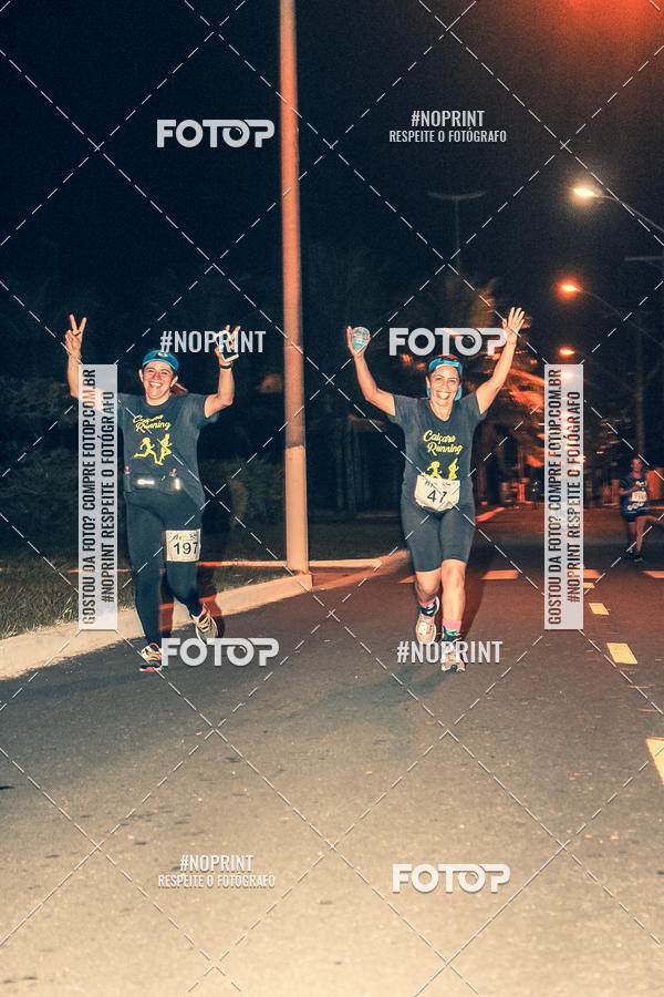 Buy your photos of the eventNight Run 5K 10K Praia Grande on Fotop