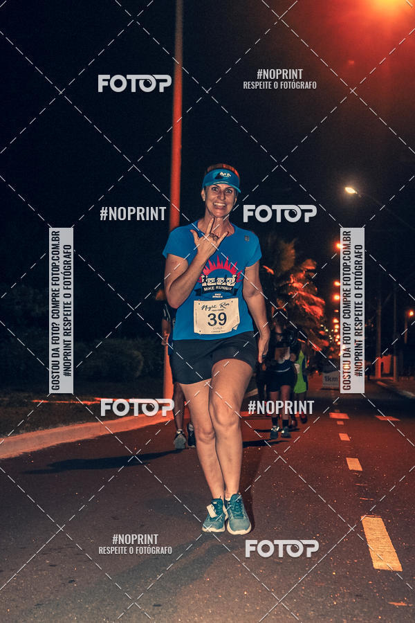 Buy your photos of the eventNight Run 5K 10K Praia Grande on Fotop