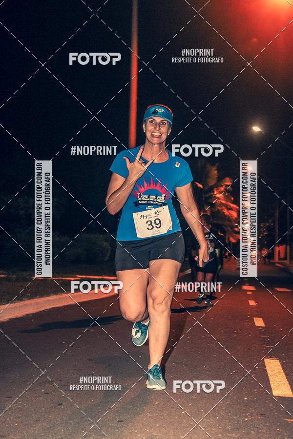 Buy your photos of the eventNight Run 5K 10K Praia Grande on Fotop
