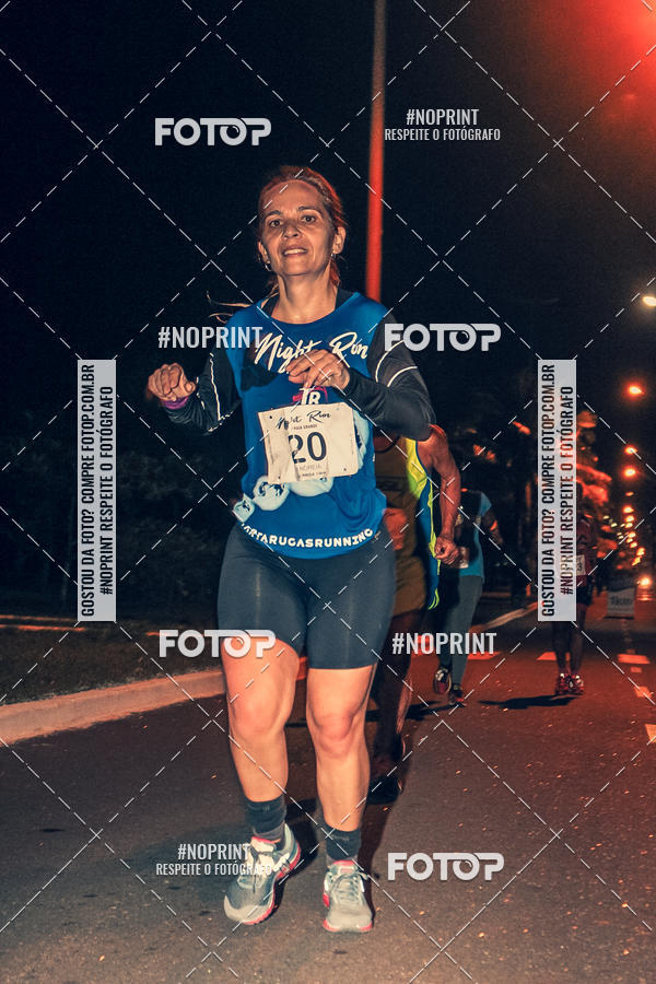 Buy your photos of the eventNight Run 5K 10K Praia Grande on Fotop