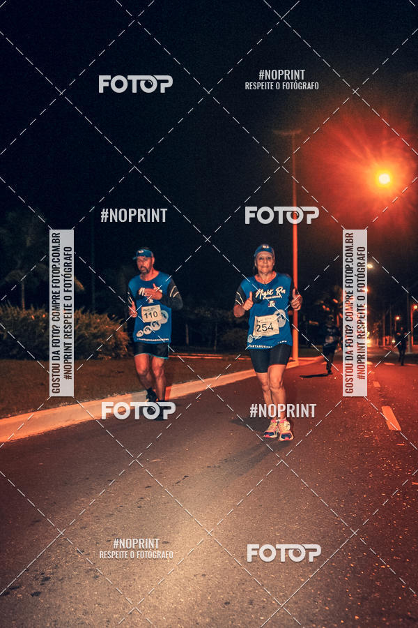 Buy your photos of the eventNight Run 5K 10K Praia Grande on Fotop