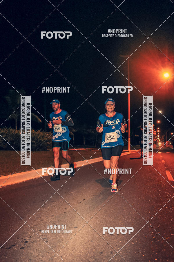Buy your photos of the eventNight Run 5K 10K Praia Grande on Fotop