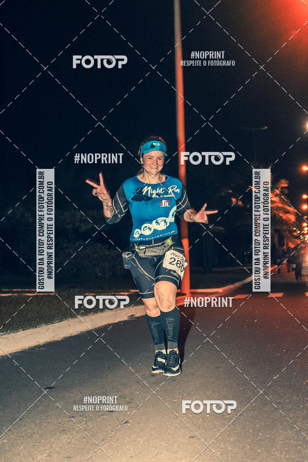 Buy your photos of the eventNight Run 5K 10K Praia Grande on Fotop