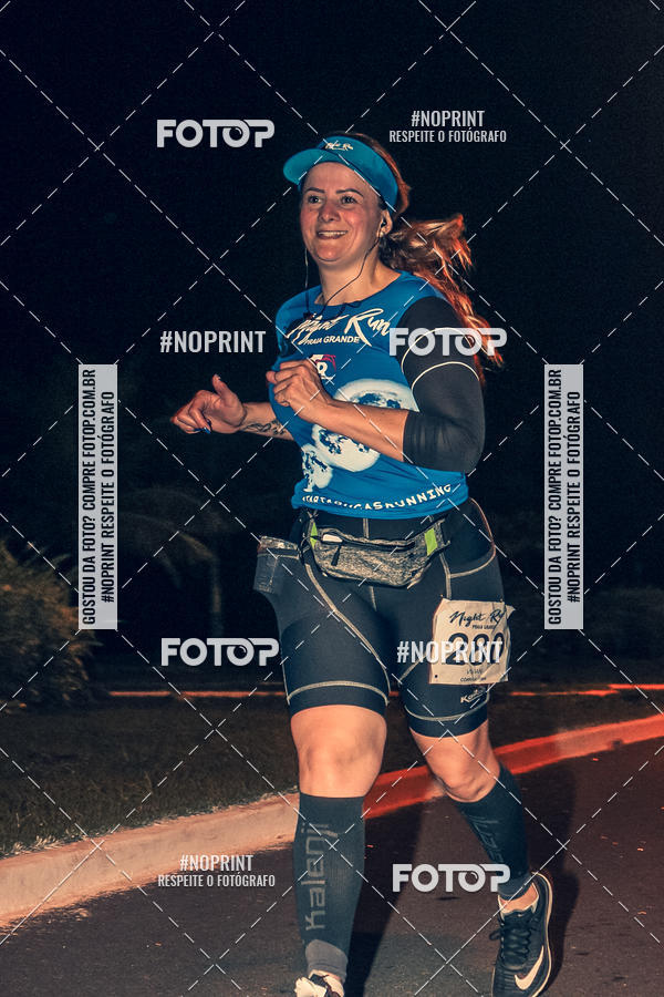 Buy your photos of the eventNight Run 5K 10K Praia Grande on Fotop