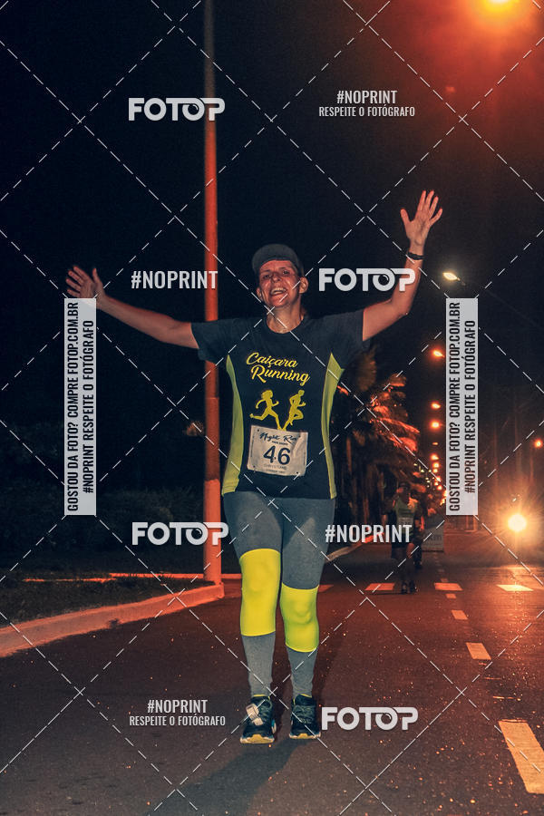 Buy your photos of the eventNight Run 5K 10K Praia Grande on Fotop