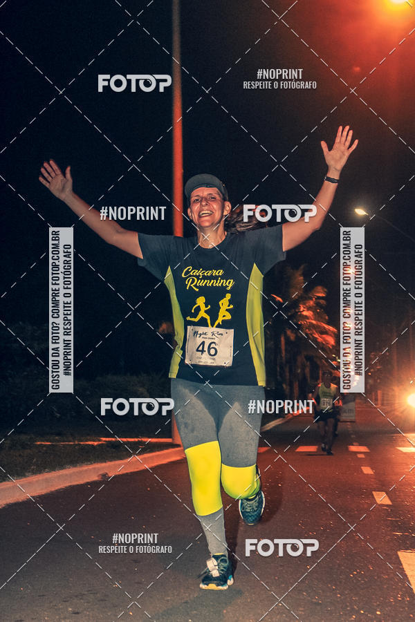 Buy your photos of the eventNight Run 5K 10K Praia Grande on Fotop