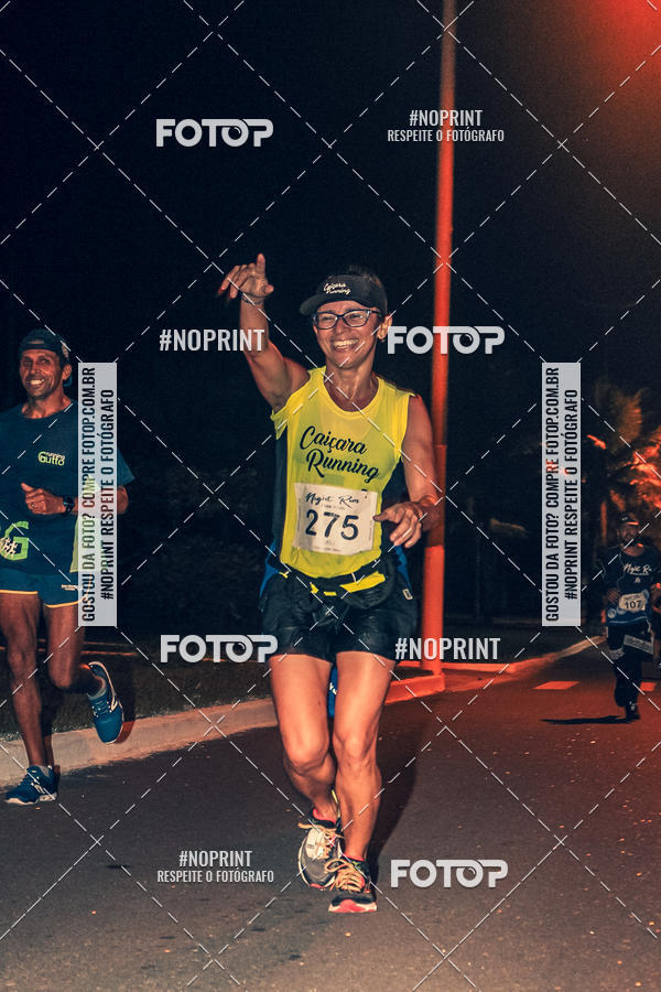 Buy your photos of the eventNight Run 5K 10K Praia Grande on Fotop