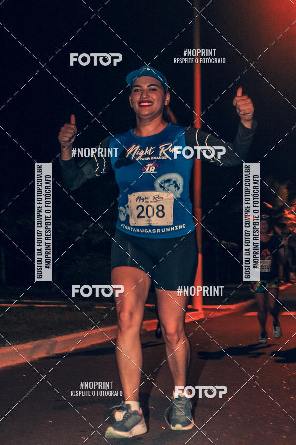 Buy your photos of the eventNight Run 5K 10K Praia Grande on Fotop