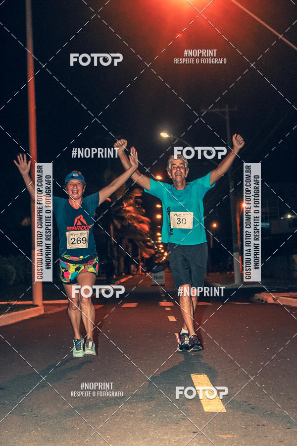Buy your photos of the eventNight Run 5K 10K Praia Grande on Fotop