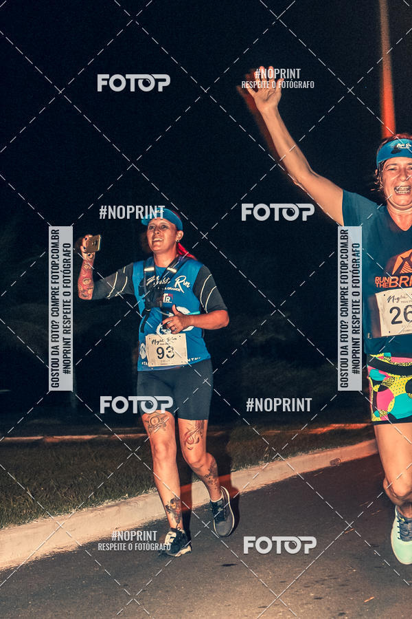 Buy your photos of the eventNight Run 5K 10K Praia Grande on Fotop