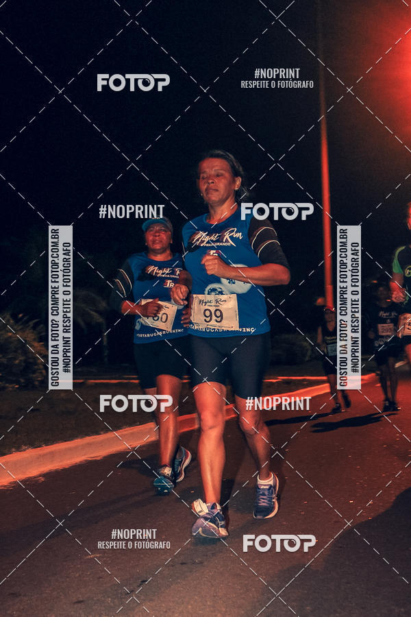 Buy your photos of the eventNight Run 5K 10K Praia Grande on Fotop