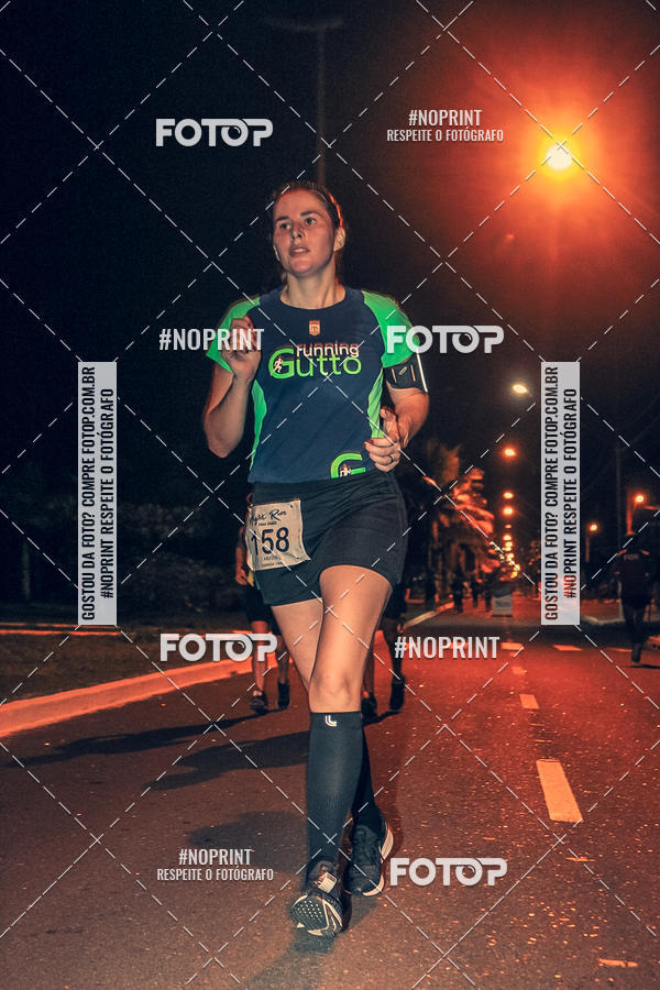 Buy your photos of the eventNight Run 5K 10K Praia Grande on Fotop