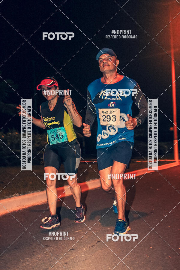 Buy your photos of the eventNight Run 5K 10K Praia Grande on Fotop