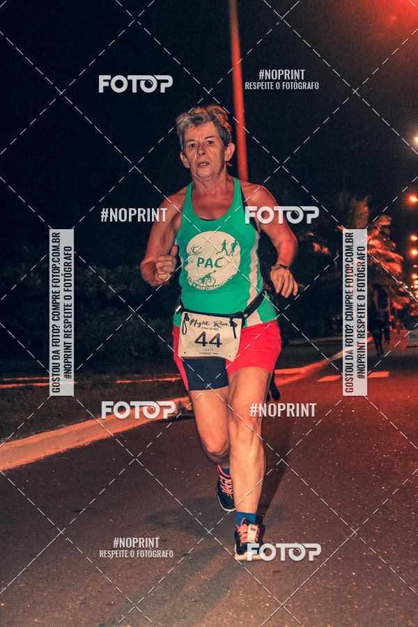 Buy your photos of the eventNight Run 5K 10K Praia Grande on Fotop