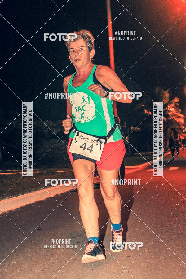 Buy your photos of the eventNight Run 5K 10K Praia Grande on Fotop