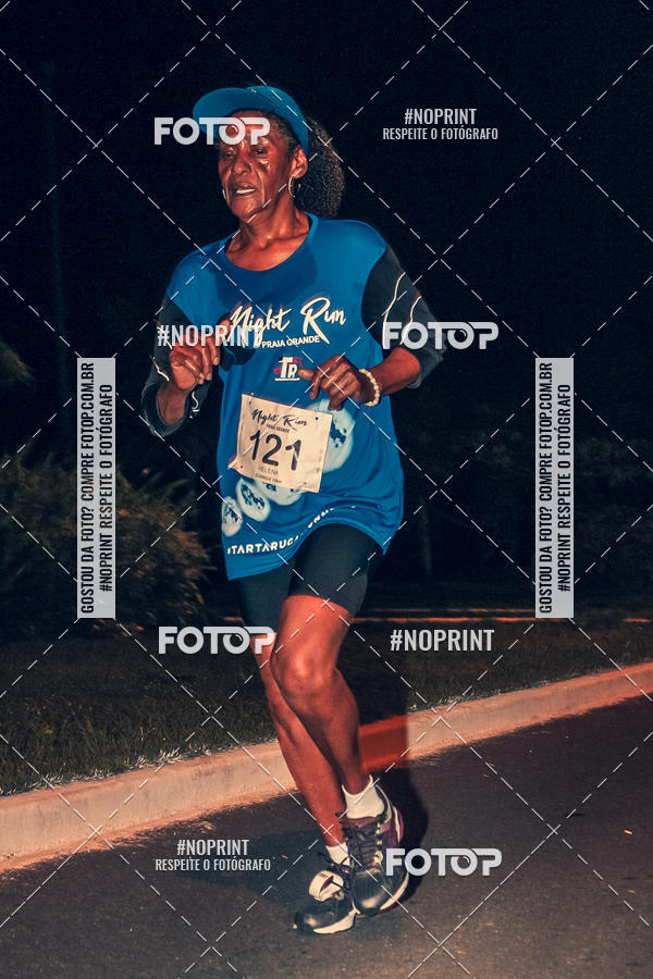 Buy your photos of the eventNight Run 5K 10K Praia Grande on Fotop