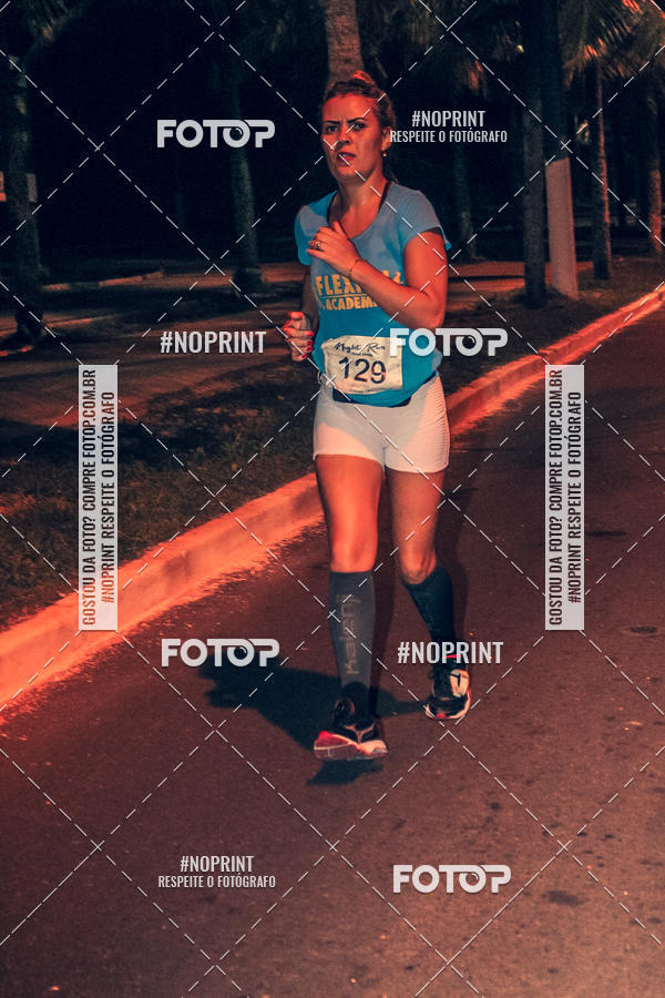 Buy your photos of the eventNight Run 5K 10K Praia Grande on Fotop