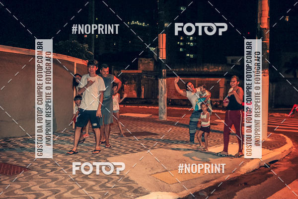 Buy your photos of the eventNight Run 5K 10K Praia Grande on Fotop