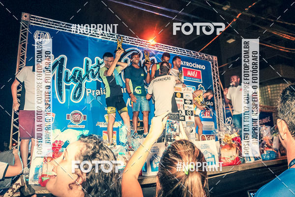 Buy your photos of the eventNight Run 5K 10K Praia Grande on Fotop