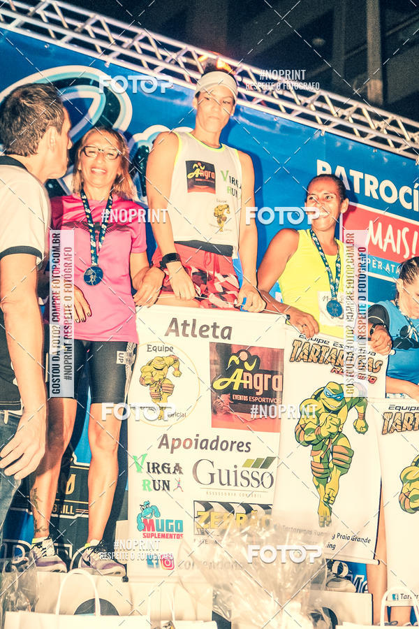 Buy your photos of the eventNight Run 5K 10K Praia Grande on Fotop