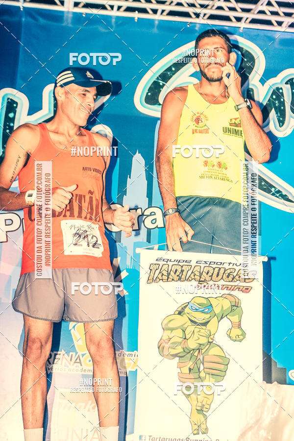 Buy your photos of the eventNight Run 5K 10K Praia Grande on Fotop