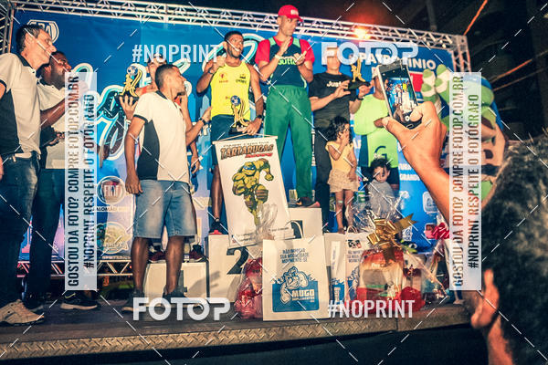Buy your photos of the eventNight Run 5K 10K Praia Grande on Fotop