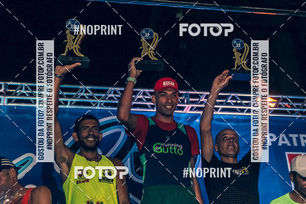 Buy your photos of the eventNight Run 5K 10K Praia Grande on Fotop