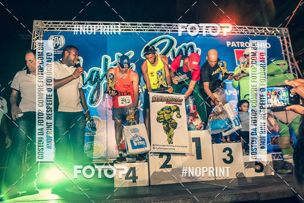 Buy your photos of the eventNight Run 5K 10K Praia Grande on Fotop