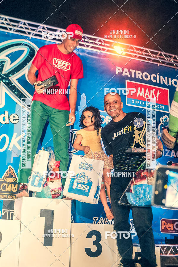 Buy your photos of the eventNight Run 5K 10K Praia Grande on Fotop