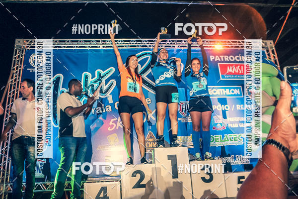 Buy your photos of the eventNight Run 5K 10K Praia Grande on Fotop