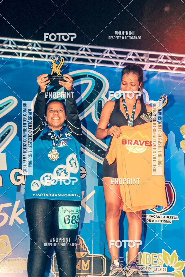 Buy your photos of the eventNight Run 5K 10K Praia Grande on Fotop