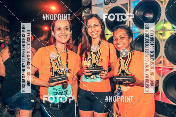 Buy your photos of the eventNight Run 5K 10K Praia Grande on Fotop