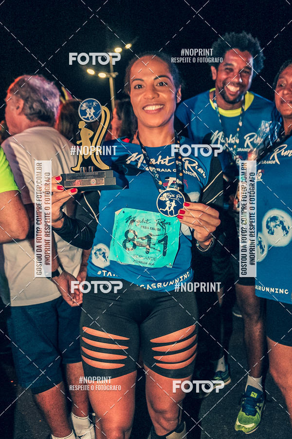 Buy your photos of the eventNight Run 5K 10K Praia Grande on Fotop