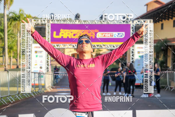 Buy your photos of the eventSunset Run 2019 on Fotop