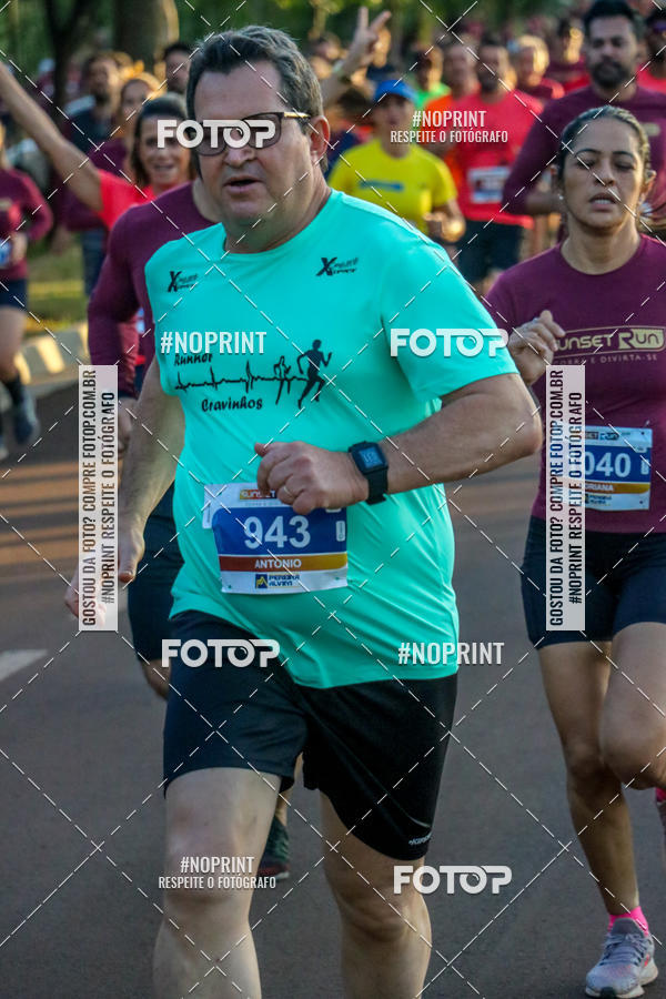 Buy your photos of the eventSunset Run 2019 on Fotop