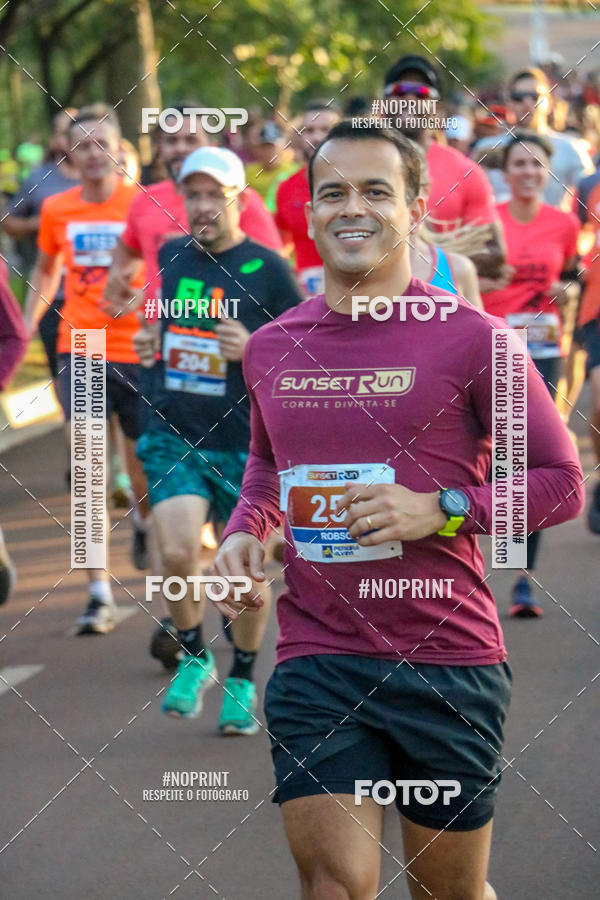 Buy your photos of the eventSunset Run 2019 on Fotop