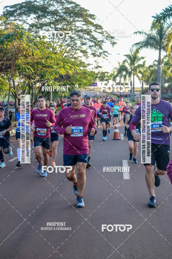 Buy your photos of the eventSunset Run 2019 on Fotop