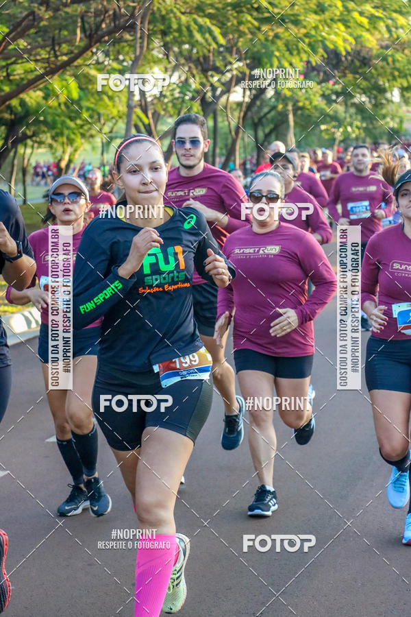Buy your photos of the eventSunset Run 2019 on Fotop