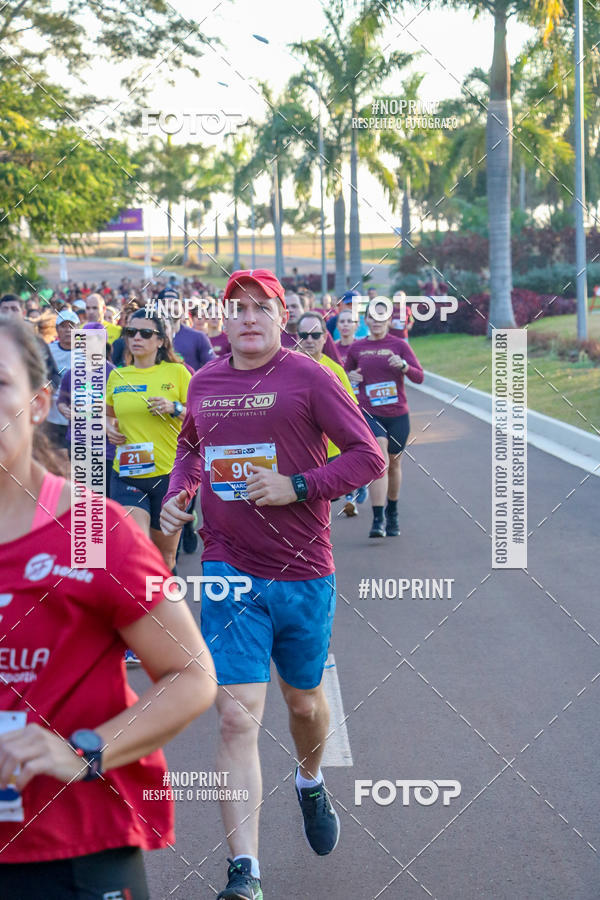 Buy your photos of the eventSunset Run 2019 on Fotop