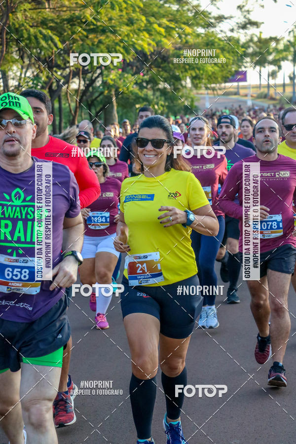 Buy your photos of the eventSunset Run 2019 on Fotop