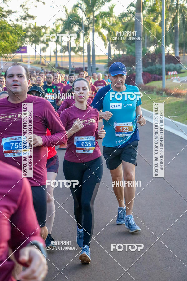 Buy your photos of the eventSunset Run 2019 on Fotop