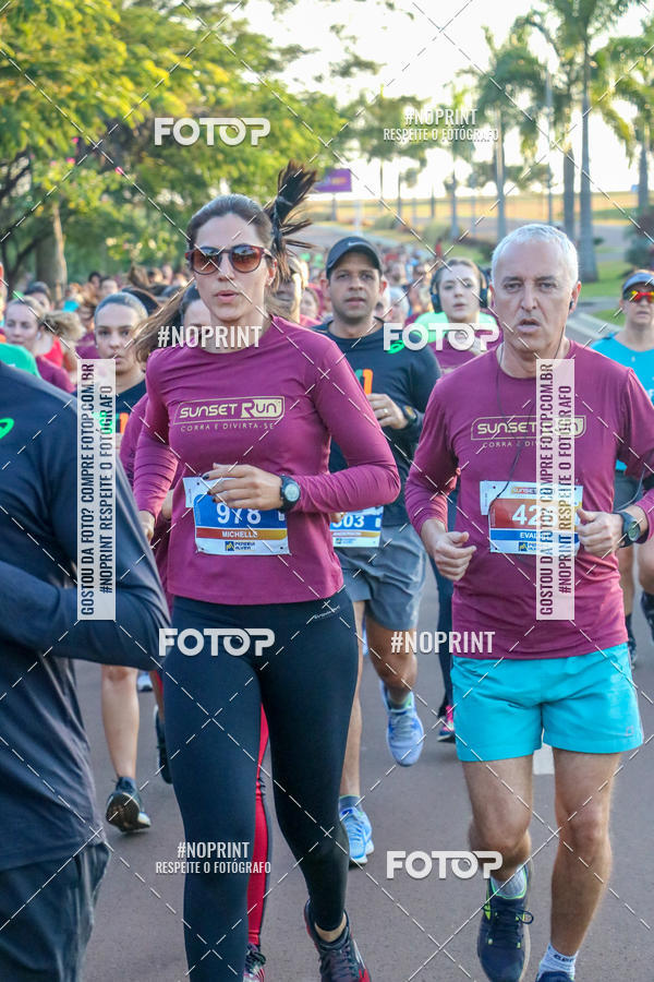 Buy your photos of the eventSunset Run 2019 on Fotop