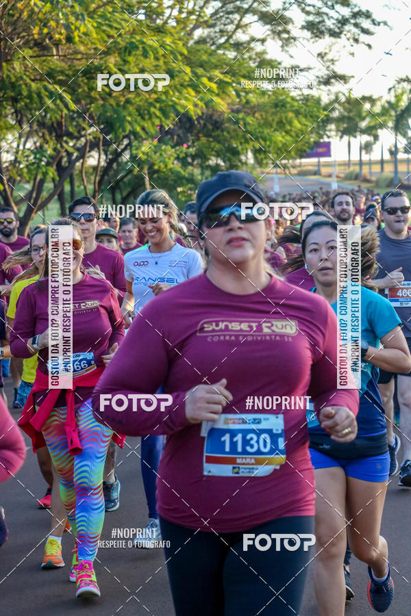 Buy your photos of the eventSunset Run 2019 on Fotop